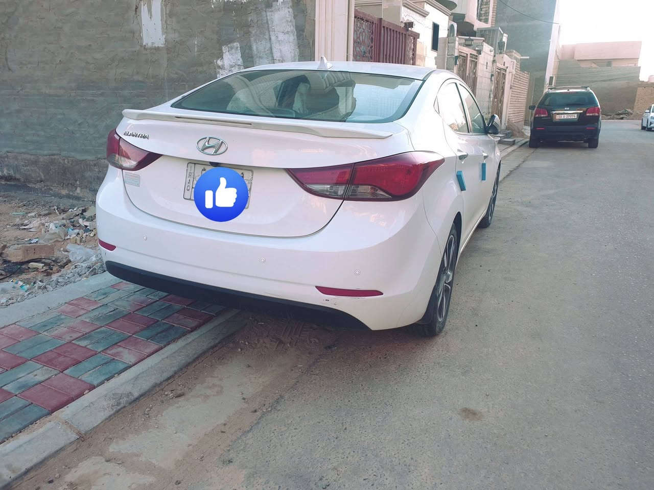 السلام عليكم
النترا 2016 خليجي رقم بغداد تحويل ثاني يوم
محرك 1800 دوش خير من الله لا تنقيص ولا بخار
كير اوتو + عادي 6 نمر 
فول مواصفات 
سلايد رووف
مري شفط 
اشاير ب المري
قطعتين تبريد 
شاشه تاب + كامره دواره
حساسات خلفيه
تحكم ستيرن جهتين
5 ويل كب كروم
منضومة زنون 
كشافات ثلجي
لدات اماميه
كشنات مدوشمه
ارضيه مدوشمه جلد
وبيه بعد مواصفات
بدون حادث بيه جاملغ خلفي والباب عكس السائق صبغ فقط بدون دواخل 
السياره جاهزه من كلشي مال جناي 
تخم تاير + حداديه + باتري + تبريد ثلج مابيه نقص برغي
مكان السياره كربلاء السعر 119 وبيه مجال بسيط
***********
