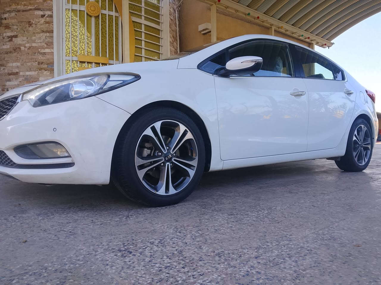 سيراتو 2014 رقم سليمانيه سنويه ل27 كفاله عامه ماعده شبر بارد بالصندوق سياره جاهزه حداديه كير محرك كفاله مواصفات ويل كروم اشاير بالمري وشفط تحكم ستيرن جهتين حساس خلفي امامي كامره شاشه سياره جديده وجاهزه   السعر 125 وبيها مجال لشراي  مكاني كربلاء طويريج  ***********
