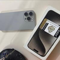 آيفون 15 برو ماكس للبيع  بطاريه 86% نضافه 100% السعر1100 قفل  07870474...