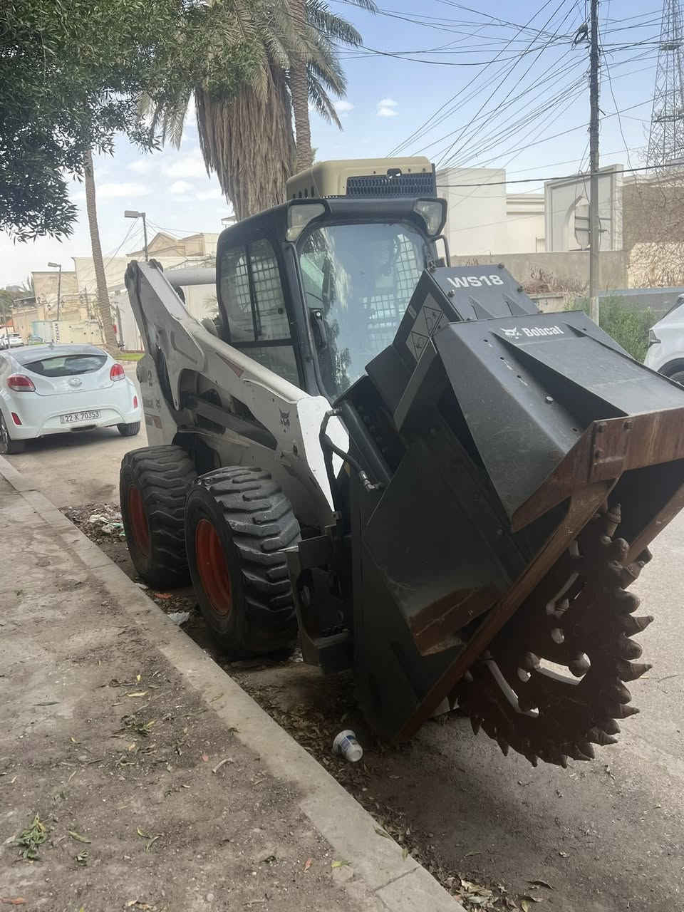 بوبكات 2015 للبيع مكانها المنصور
***********
