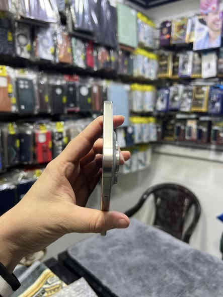 15 برو ماكس 
ذاكره 256 
نموذج M ((دبل سيم )) ZA 
بطاريه 98
شرط ما مفتوح
نظافه 98‎%‎
سعر الجهاز مليون و125 
شراي خاص او اتصل 
*********** 
***********
