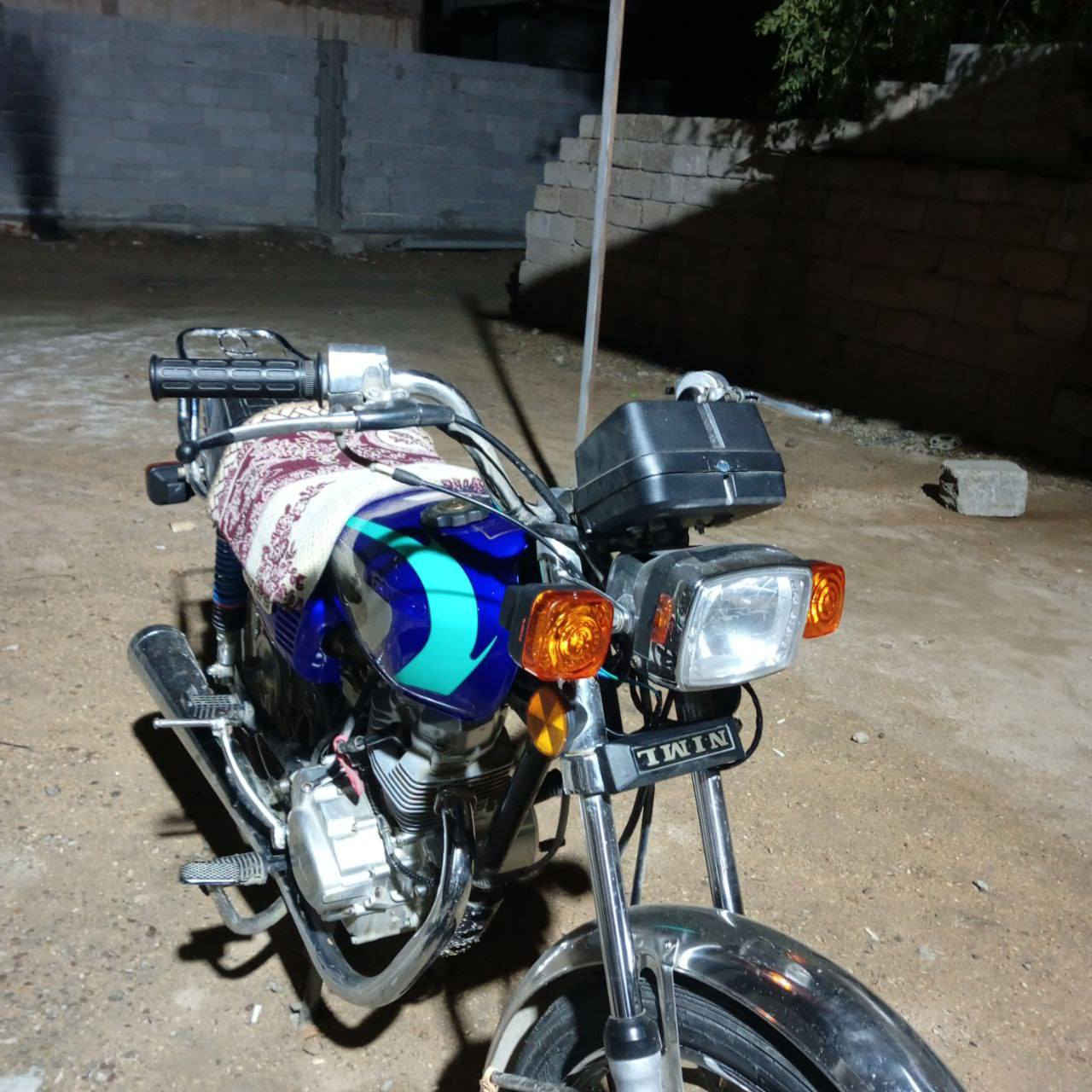 سلام عليكم اربعه كير للبيع متياز مديل 25اوراق دراجه جديده مابيه نقص برغي ليريده يتصل ويدلل مكان كربلا ***********
