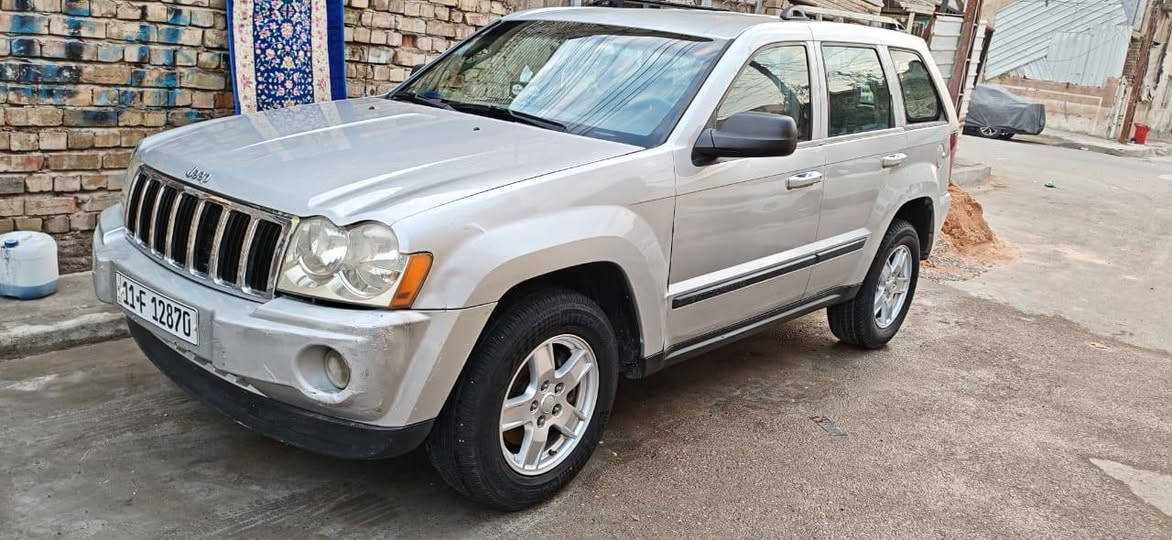 سلام عليكم..
جيب لاريدو 2007 للبيع او مراوس بدوج كرفان 

.سعر ٩٠ وبيها مجال للشراي

رقم بغداد تحويل ثاني يوم 

كشنات جلد +كهرباء +تدفئه وتبريد
دفع رباعي

تبريد ثلج

شاشه اندرود

تحكمات ستيرن

تايرات جدد

صدر خلفي جديد امامي نضيف

كشرها كدام لعين ولسونر كدامك
 غيرهن مابيها.

   مكاني بغداد الشعب شارع لصحه

مامتواجد خاص هاذ رقمي ***********

***********
