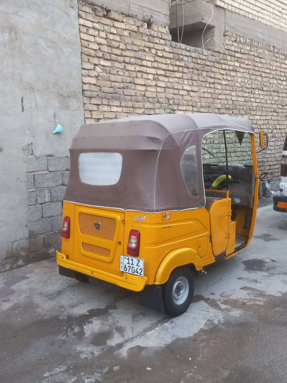 السلام عليكم
تكتك لبيع كفاله عامه جديده رقم سنوية بسمي
مكاني بغداد شعله 
رقم هاتف ***********
