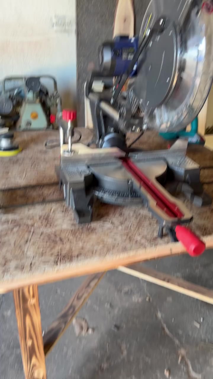 سلام عليكم 
للبيع كتر نجاري سلايد 12 انج جديد كارتون سعرة 360 الف متوفر توصيل


**إذا كنت صاحب هذا الإعلان وتريد حذفه لأي سبب، رجاءا أرسل رسالة إلى الدعم الفني**