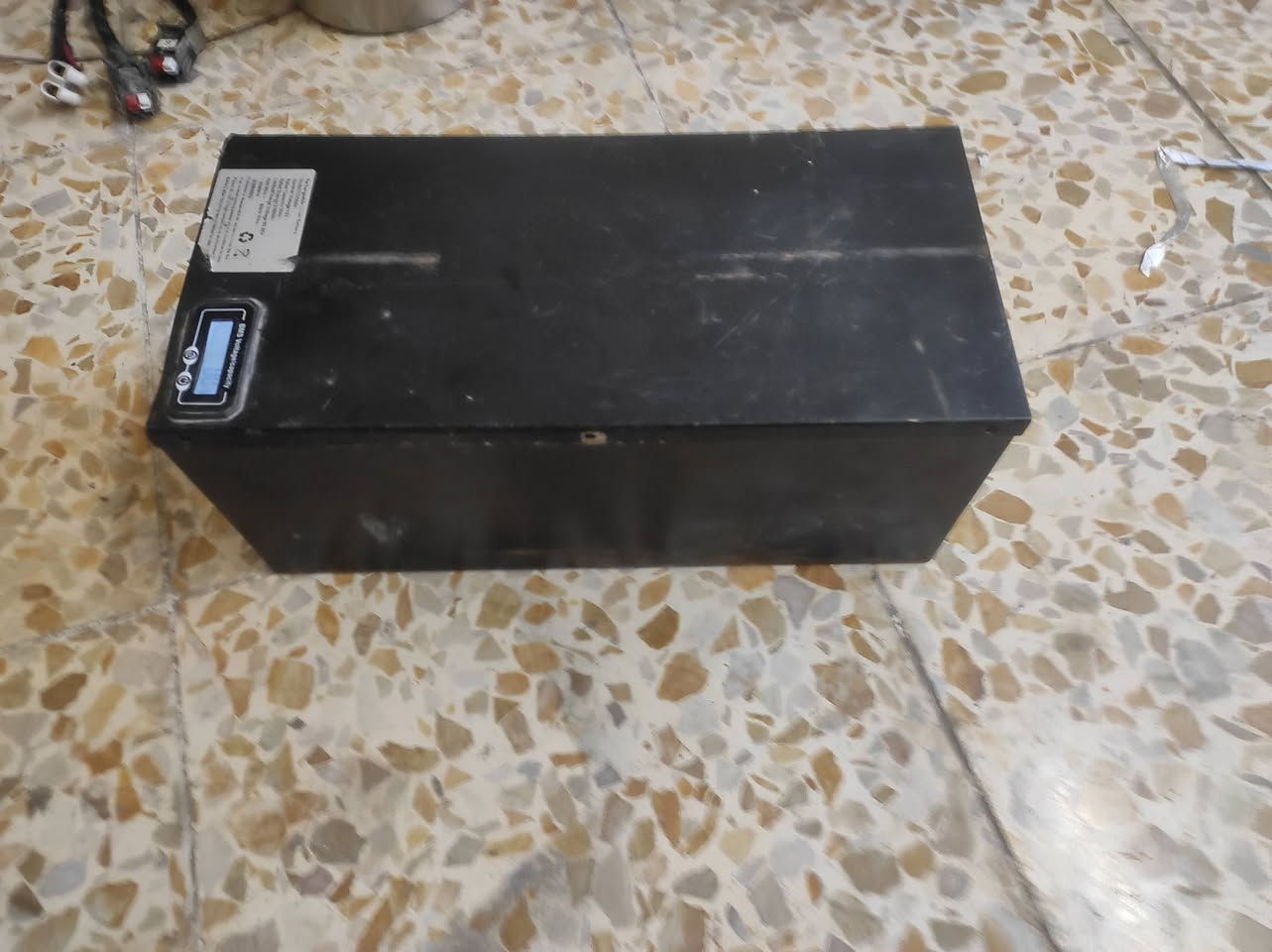 السعر٣٠٠ الف
٧٣ فولت
٣٠ امبير
شرط الشغل تشدها عل دراجة يلا تاخذها
باله مستخدمه 
يوجد توصيل


**إذا كنت صاحب هذا الإعلان وتريد حذفه لأي سبب، رجاءا أرسل رسالة إلى الدعم الفني**