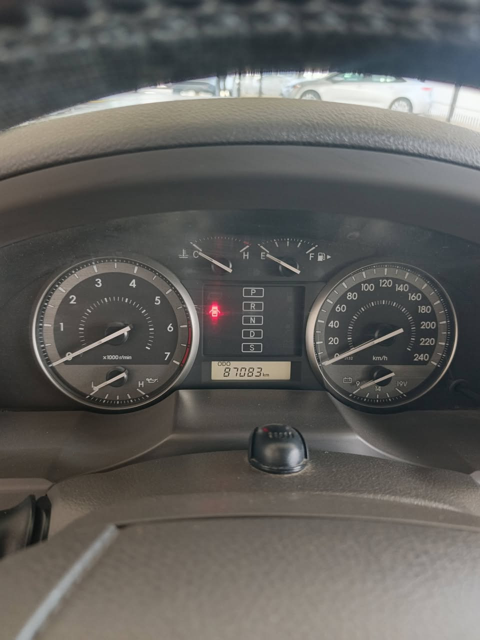 السلام عليكم
لاندكروزر 2021 شركات ماشيه 86,000km كفاله عامه ما عدا بارد قليل الباب وبيها سونار 
شاحن موبايل
دبل ماوس
كشنين كهرباء
جلد
ميري شفط
السعر 475
 الاتصال ***********
العنوان النجف الأشرف

