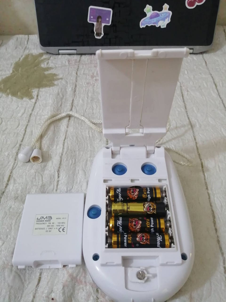 السلام عليكم
راديو ساعه كلش نضيف
يشتغل عله ٤ باتري قلم
السعر ١٠ألف نهائي
توصيل موجود


**إذا كنت صاحب هذا الإعلان وتريد حذفه لأي سبب، رجاءا أرسل رسالة إلى الدعم الفني**