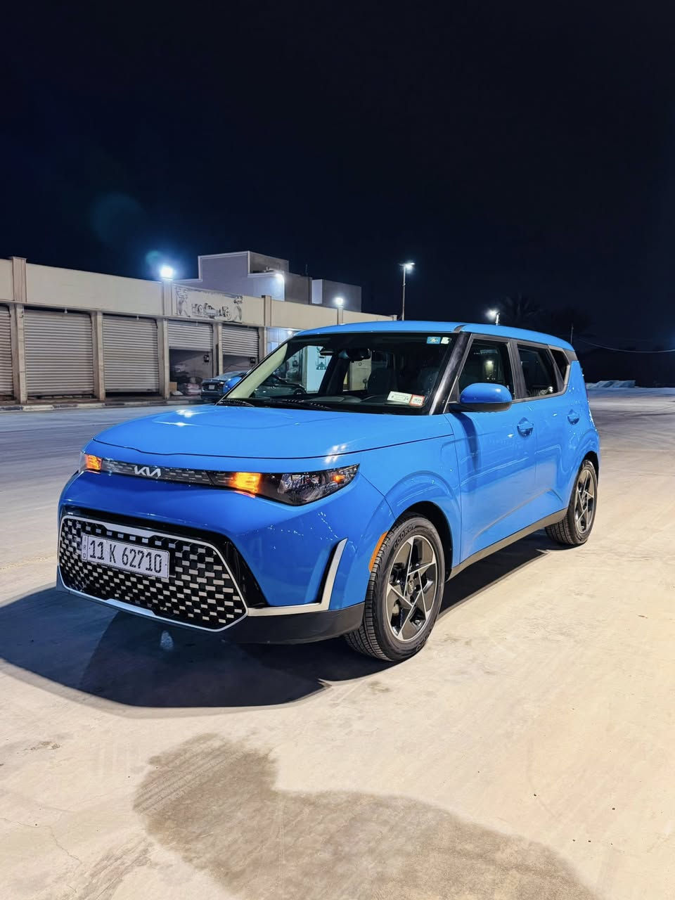 السلام عليكم 
كيا صول 2023 رقم بغداد فول مواصفات 
بصمه_فتحه_كشن كهرباء_ شاشه دجتل_لد خلفي-
مكفوله من الصبغ بيها قبق صندوك مبدل اصلي نفس لون وبارد بالجاملغ الخلفي السعر 158 مكانها بابل***********
