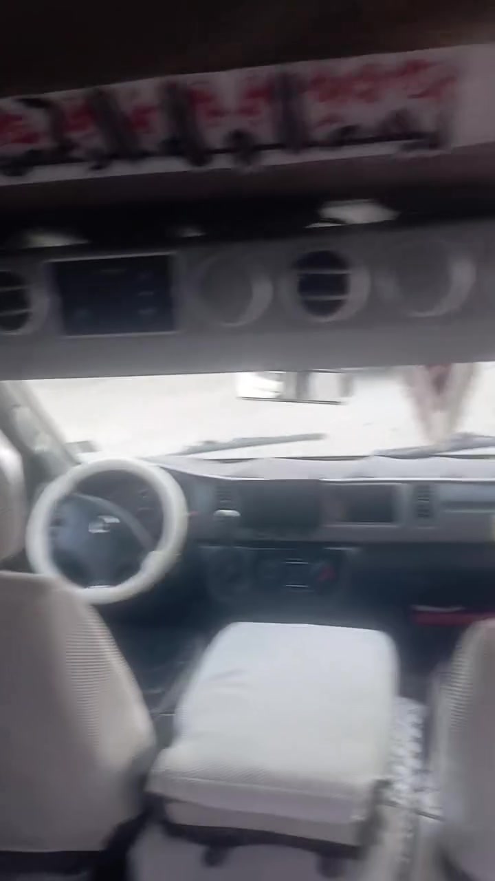 السلام عليكم جنبي عليه البيع مكينه بل جيس تبريد استوني شادالها سبالت خيرمن الله السيارا رقم النكليزي استها داخاله هزاه
حداديه جديدا امدوشما كاماله تخم تايرات السيارا بسمي مامطلوبه السيارا مصفرا من كالشي ماعدا الكير بي صوت الشراي يتصل عله هذا الرقم *********** اسوم 135 اوبيها مجل السيارا الدواير امعمرا
