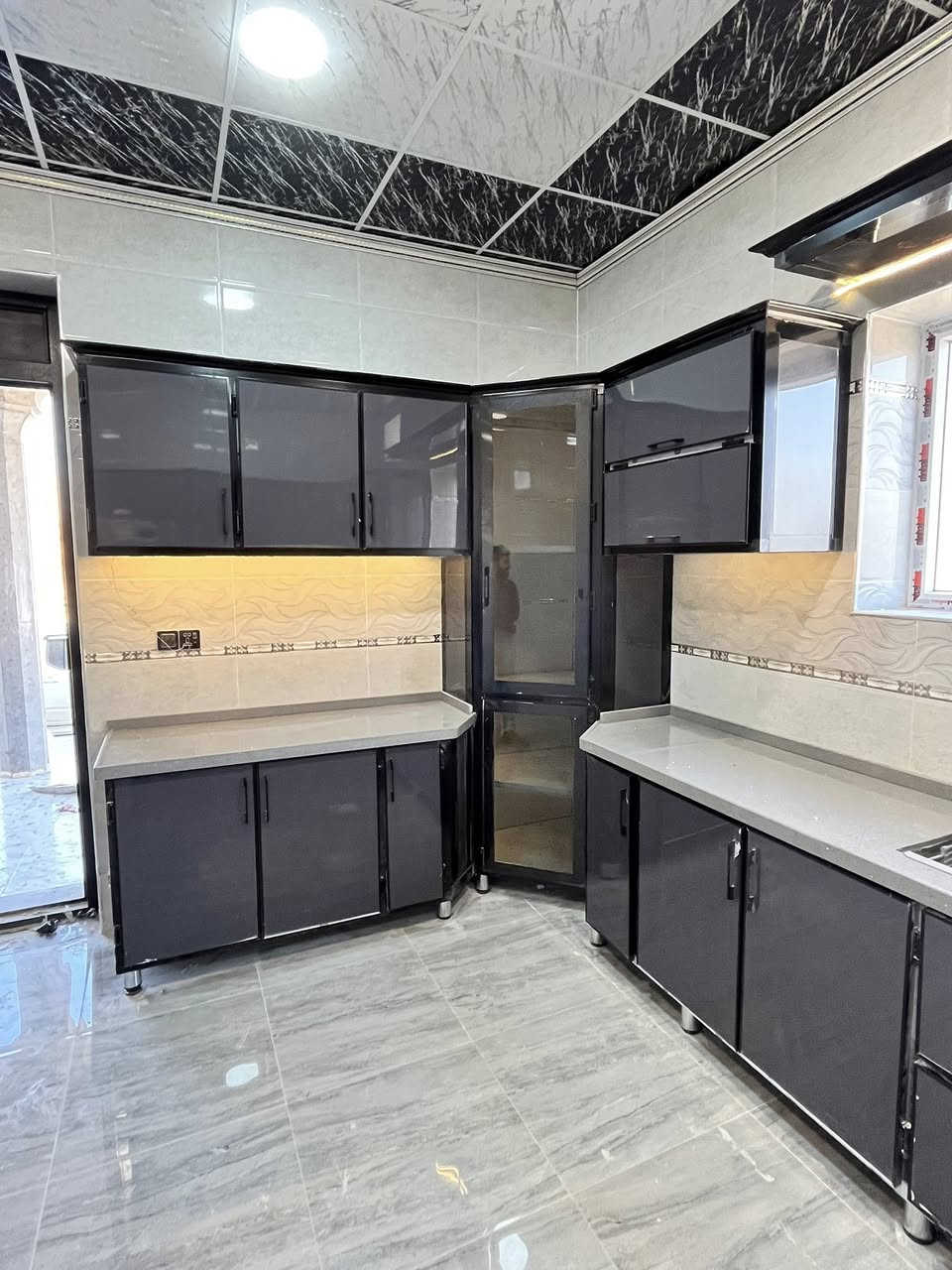 معمل المنيوم القيصر 
🟠تصليح مطابخ 🔧
🟠مطابخ جديدة
🟠لوكرات ملابس 
🟠جزامات احذيه 
☑️شغل درجه اولئ بأنسب الاسعار☑️
يوجد اقصاد لي حاملين الماستر كارد فقط 
بأدارة : شاكر جاسم 
العنوان : القائم مقابيل نافوره
 ***********☎️وتساب
