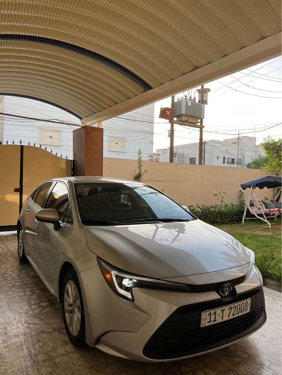 كورلا 2024
مرقمه بغداد مواصفات عدا الفتحه
بانزين + هايبرد بصمه لايت LED 
كامره شاشه حساس
ماشية 29 حادثها كما موضح بصور
بابتين صبغ فقط وبيها 
 شبر تعديل خلف الدعامية 
وصور الحادث ورقم الشاصي بالمنشور 
ايرباك فقط برده
السعر 163$ بيها مجال
سياره جديده مابيها نقص واحلى من الصور
مكاني بغداد الامين *********** بغداد, العراق
