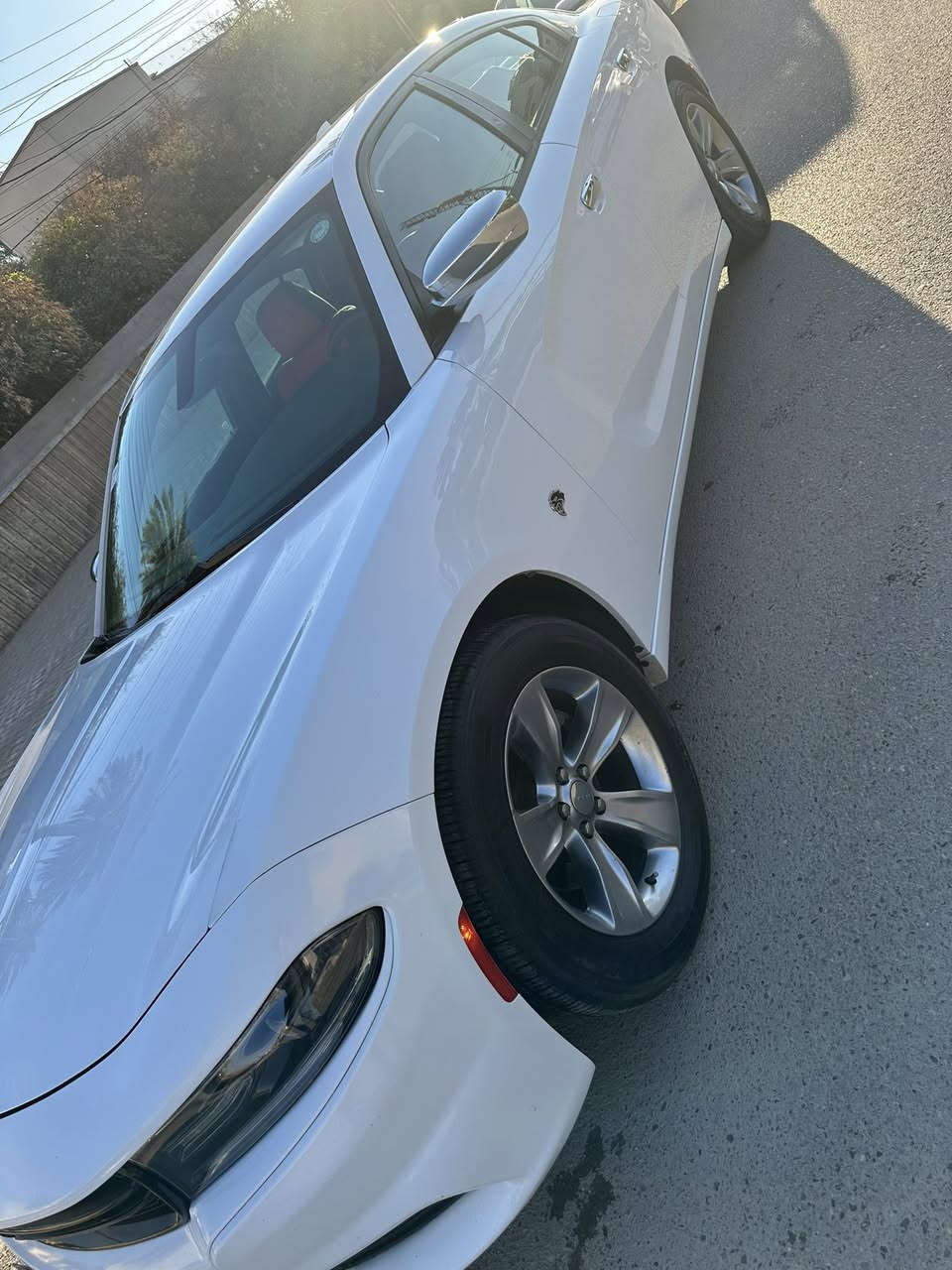 السلام عليكم من رخصه الأدمن للبيع  2016جارجر ٣٦٠٠  Sxt وارد كندي كلين بدون حادث على البلاد حته دعاميات بلاديه فقط الاماميه مصبوغه وتكحيل كارت مثل ما بصور فحص وهزه جديد وسنويه لل ٢٠٢٣٠ وبأسمي شخصيا حداديه جديده مع دبلات تخم تاير جديد اي كلوب بشاشه ممشتغل عدا الكير بي طبه كلش خفيفه بس مو كايم ومستعد اخسر فلوسه 

المواصفات تحكمات استيرن تشغيل عن بعد كشن حضن مع تدفئه بالكشنات الأضافات الكامره والزنون 
السعر 211 ورقه$ 

ملاحظه الميعجبه المنشور خلي يعبره والشراي يتصل  تحياتي 
     للأتصال *********** 
مكاني بغداد السيديه
