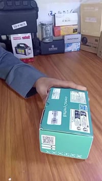 كاميرا • للبيع