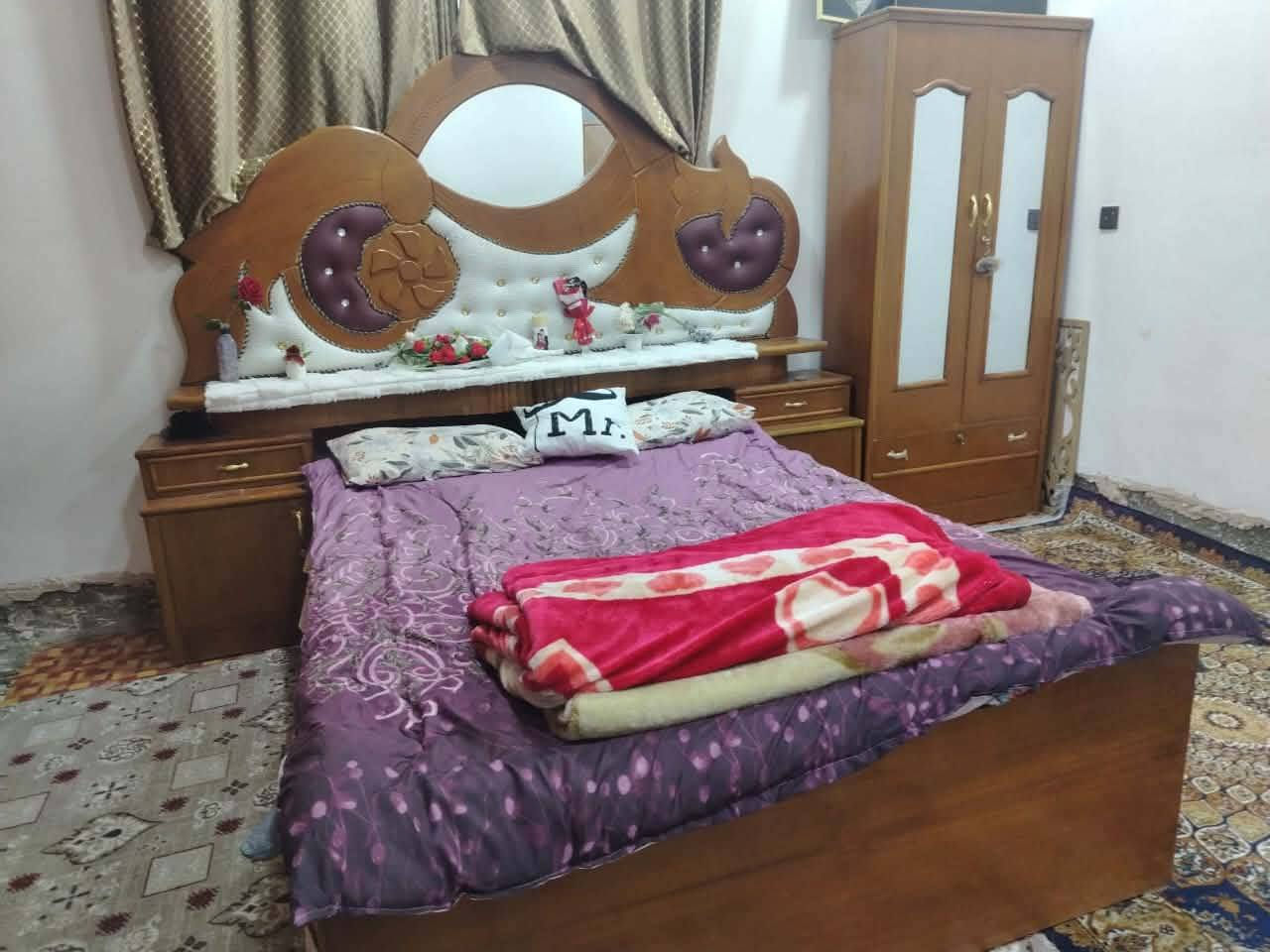 مكلف بلنشر غرفه تسكام نجاره صاج داخل وخارج ظهر جرجوبه 650وبيه مجال مكانه حله  نادر للاستفسار الاتصال ***********
