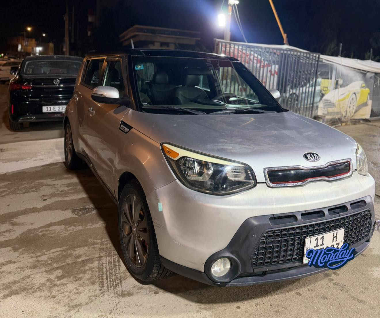 السلام عليكم صول 2014 
فول مواصفات 
بصمة ، بانوراما ، كشنات تدفئة تبريد 

السيارة بيها جاملغ السايق الأمامي والخلفي 
بدون حادث رقم بغداد أنكليزي بأسمي
 
السعر 120 وبيها مجال 
للاستفسار ***********
