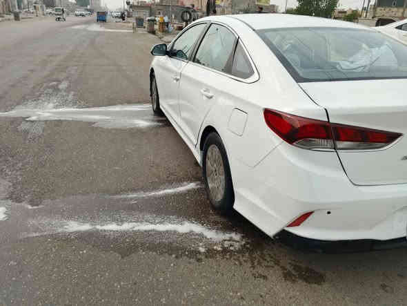 سوناتا للبيع 18متومه طبق الأصل مكينه وكير تخم تاير جديد حداده جديده تبريد سياره بانزين خط واحد دخول جديد وجاهزه من كلشي السعر 71وبيها مجال للتواصل ‏‪***********‬‏
