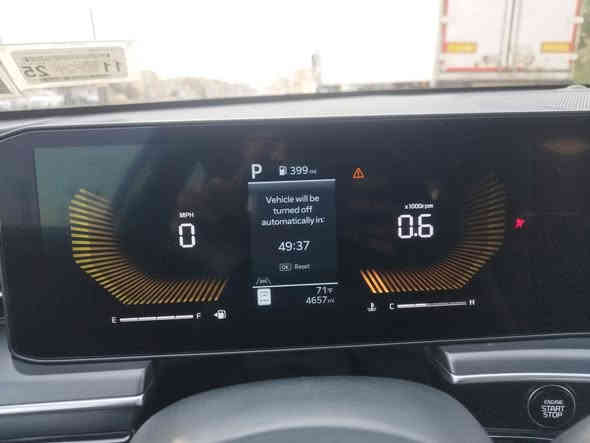 السلام عليكم 
كي فايف 2025 جي تي 
رقم بصرة شهداء باقي سنة ونصف 
وكالة عامة شكد متريد 
حادث مرفق في الصور 
مع صبغ قطتعين مخاواة بدون حادث ابد 
ماشية 4 الاف فقط نظيفة جداً اطارات وحدادية وكشر ومكينة
كل شي نظيف 
مكاني ذي قار شطرة 
السعر 193 
الاتصال ***********
