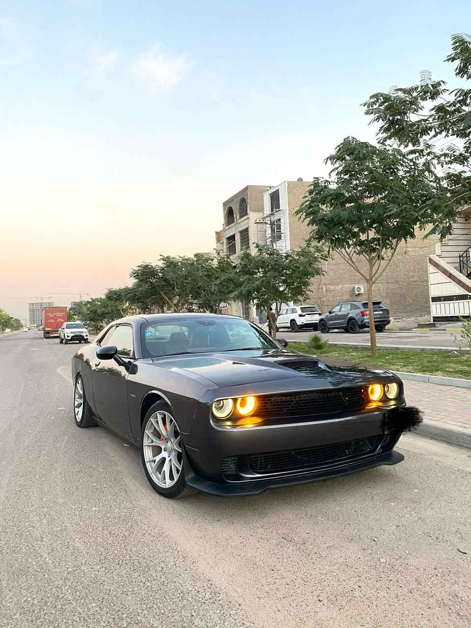 جالنجر R/T 5700 اصل
2015 

(كير ومكينه كفاااله عامه)

رقم بغداد رقم بغداد الجديد الدولي باسمي

ماشيه 62 الف ميل حقيقي

السياره عليهه برمجه مصطفى ايكل القوي🦅

( تحديث اونلاين كت اوف وسيفتي للمكينه وتفريغ وطلقات وبك فاير وبرمجه مراوح وفتح فصله وفتح RPM وبرمجه على البانزين العادي انسه الدوانز والحماوه 90ثابته السياره كلش قويه وعليهه بعد ملاعيب العيد🦅)

السياره محدثه بالكامل هلكات  بجم هلكات دعاميه خلفيه هلكات عليهه عينات مال هلكات وشاشه هلكات مودات قياده تخم ويل هلكات الاصلي دفيوزر مشيف الاصلي 

عليه دبات كورسا ريموند طرب🦅

السياره فول فول مواصفات عدى الفتحه

داخل تغطيس بالكامل كله كاربون

 وعليهه سقف روز رايز  ولد متغير الوان بالدشبول

السياره جاهزه  

حادث السياره مرفق بالمنشور بيه جاملغ امامي وبالعراق جاملغ خلفي 

وبيهه قطع  كلير ابيع حزام 

(قماره وتكم وباب الصدر بدون صبغ)

    

السعر 128$ وبيه مجال بسيط

بغداد حي الجهاد

مكلف بالنشر شراي اتصل

***********
