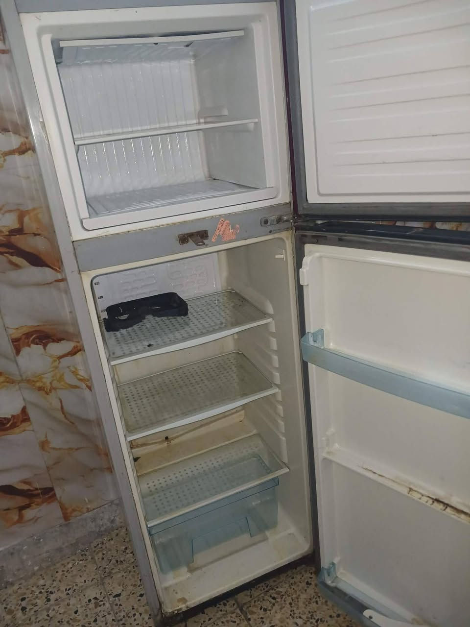 للبيع ثلاجه مكان حي اور يوجد توصيل لاي مكان في بغداد


**إذا كنت صاحب هذا الإعلان وتريد حذفه لأي سبب، رجاءا أرسل رسالة إلى الدعم الفني**