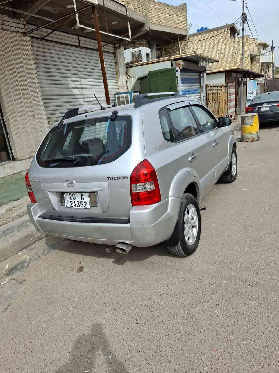 هونداي توسان 2009وارد خليجي شركة عامة فول مواصفات فتحة السيارة مكفوله ماعدى البنيد جراد وبخيته وبيها ب الجها اليمنه حالوب الباقي كفاله عامة محرك 2000دوش 4سلندر باسمي رقم جديد هزة جديدة تخم تاير كهربائياتها كلها شغاله مابيها اي نقص جاهزة السعر ١٠٨مكان بغداد البلديات قرب العاب بغداد زيونة ***********
