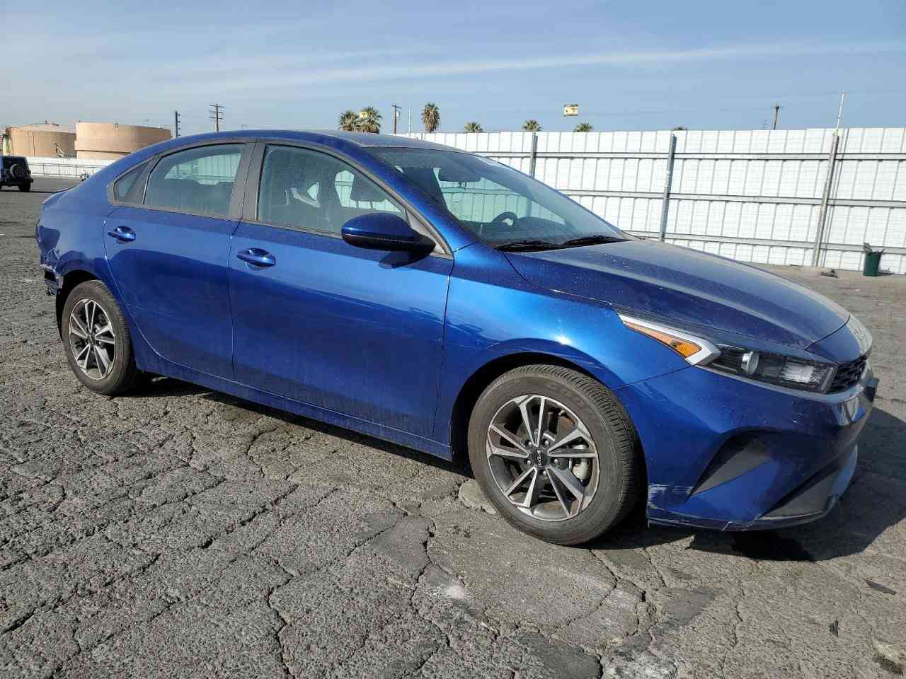 كيا فورتي 2023 وراد امريكي هذا حادثها فقط مكان السيارة بغداد /العامرية السعر ب 145 وبيها مجال ***********
