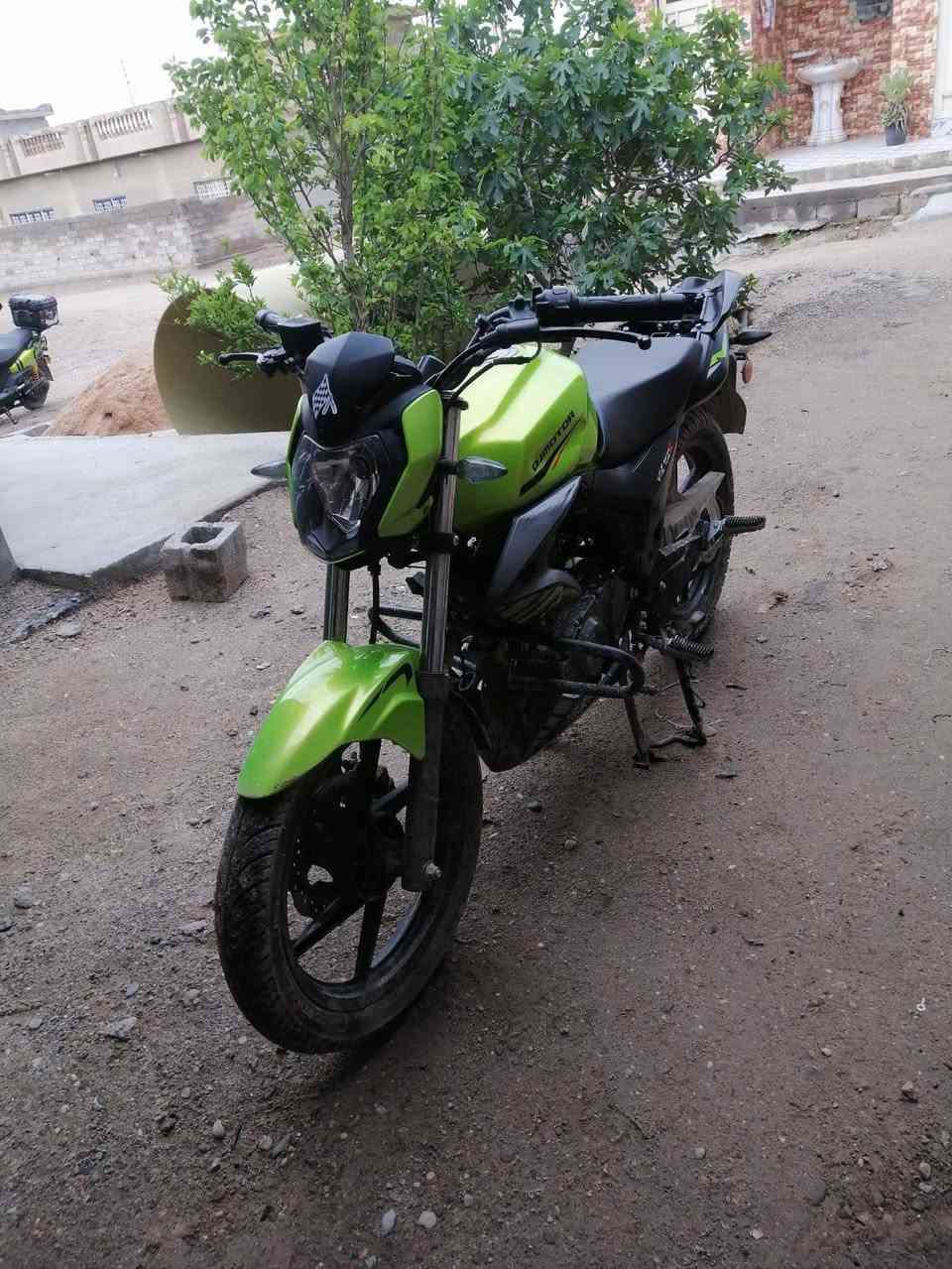 سلام عليكم ماطور للبيع موديل 2022 بس هاي ضربه بلا تانيك ونقصه كشن خلفي وسبايدر مكان الفلوجه الاستفسار علا رقم ‏‪***********‬‏ ما متواجد علا علا فيس
