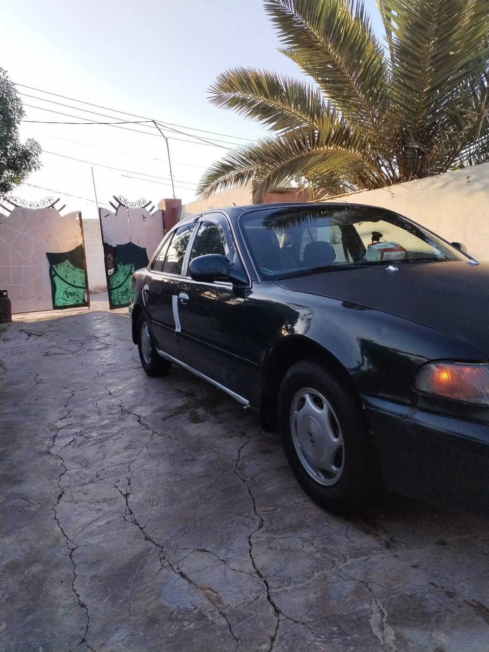 سوناتا موديل1994 للبيع
المواصفات
رقم الماني 
تخم تاير جديد
صدر جديد
محرك1800
كهربائيات كاملة
بدون تبريد  نقص كمبريسر
السعر 40وبيها مجال
المكان ديالى ناحية السلام
الرقم ***********
***********
