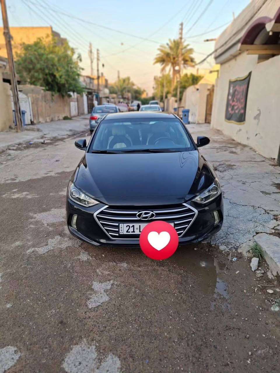 السلام عليكم الانتره موديل ١٨ سياره جاهزه من كلشي بيهه ٣ قطع بدون دواخل  اثر شخوط سياره محرك ٢٠٠٠ دوش تحويل ثاني يوم سعره ١٢٢ مكانهه بالتراث قريب ع درويش
