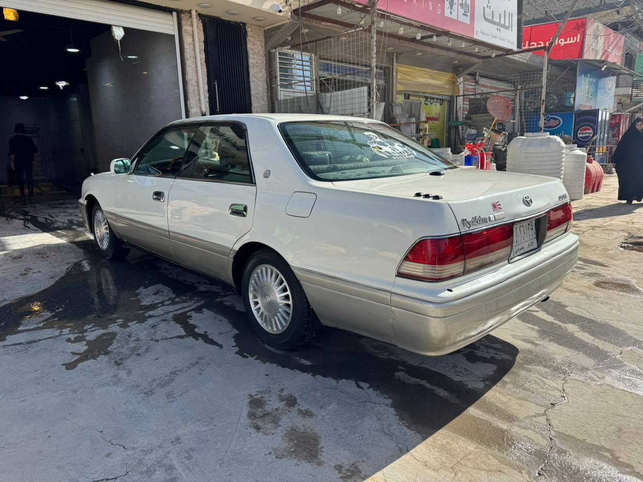 السلام عليكم للبيع راس الثور فلات فول مواصفات فتحه السياره بيه تبديل  قمار علمود الفتحه السياره كلش جديده محرك حاويه قبل يومين شاده السياره جديده كلش بسمي مداور نفس اليوم السياره مكفوله من الضربه بيه طخه بسيط بلايت الامامي الأيسروالباقي مكفول عوزه دشبول بس لن ظشبوله موحلو اذبل حك الدشبول بس مكاني بلنجف النجف الاشرف الكوفة سايدين ميثم التمار السعر 77 عليه غرامه مروريه 4ورقات ينكطعن من السعر  للاستفسار ***********
