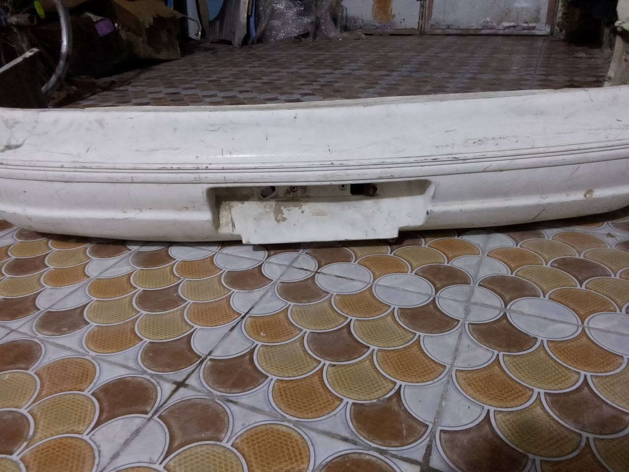 السلام عليكم دعاميه سسيفيا 94 حاويه كامله هي والبراكيت نضيفه جدا وبواري ماء مال محرك حاويه اليحتاج يتصل ***********.  أو ***********. الخط الثاني بي واتساب
