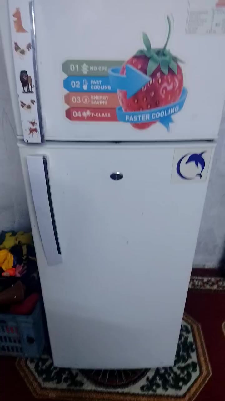 ثلاجه جديده نضافه٪٩٠شراي ***********
