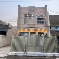 عقار للبيع مساحه(100)متر واجهه 6 مدخلين يحتوي على صالة ومطبخ  وثلاث غر...