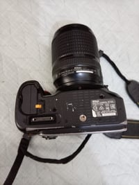 كامره للبيع  نايكون للبيع تصفيه مكتبه شغاله كلشي بيه رام وشاحن وبطاريه...