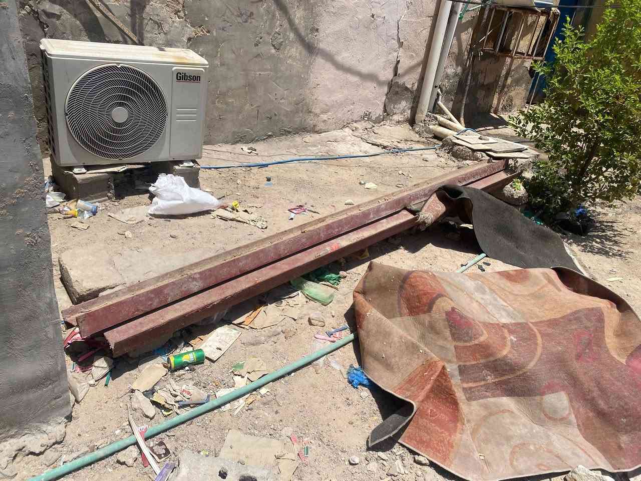 شيلمان  قياس الطول 3 ونص  جديدات. سعرهن 40 قفل مكاني البلة***********
