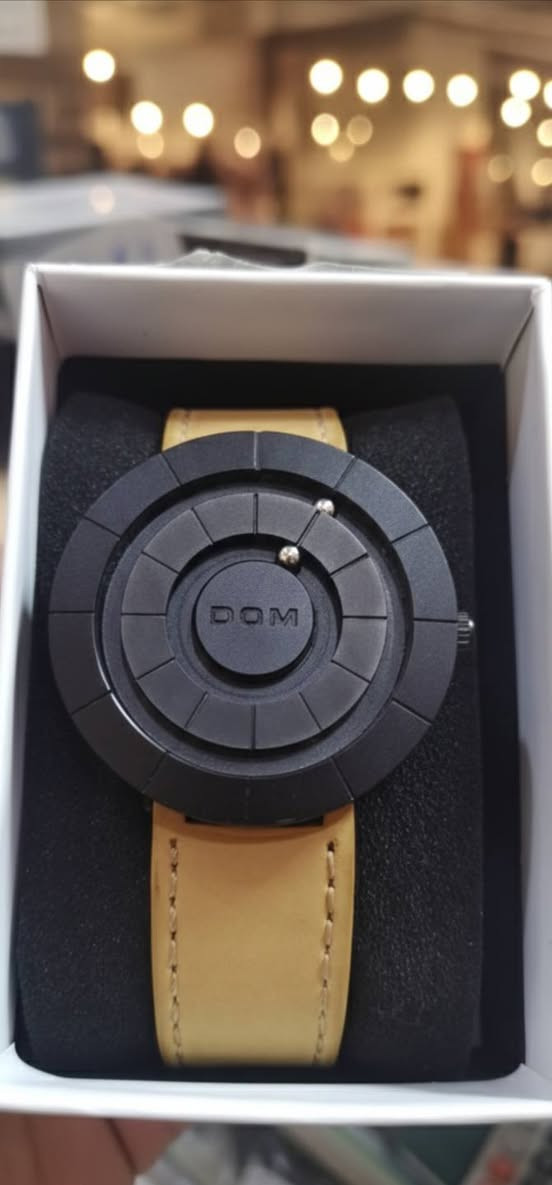 "الجاذبية التي لا تُقاوم! 🔥"
ساعة DOM المغناطيسية:
​✅ تصميم هندسي ثوري بدون عقارب.
​✅ كرات معدنية تتحرك بالجاذبية المغناطيسية.
​✅ حزام جلد طبيعي فاخر.
تميز عن الجميع واجعل ساعتك حديث المجالس.


**إذا كنت صاحب هذا الإعلان وتريد حذفه لأي سبب، رجاءا أرسل رسالة إلى الدعم الفني**