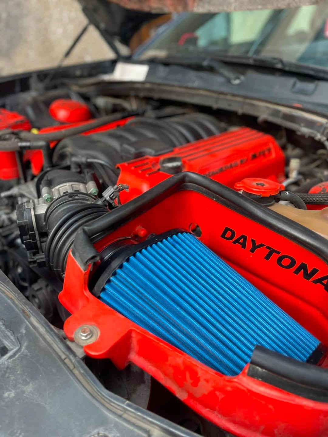 #مستحيل_أكو_دايتونا_بهذا_السعر 🔥💣 

🜸 ︎Dodge Charger Daytona - SRT 🜸 
الموديل : [ 2018 ]
المحرك : [ V8 / 6.4 ] 🚀
الگير : [ اوتوماتيك ]
الممشى : [ 72 الف ميل ]
اللون : [ أسود - ملكي ] 🏴
الحالة : [ السيـارة وارد أمـريكا ضررهـا 3 قطع صبغ ، بالإضافة إلى بارد بالجاملغ الأمامي ]

[ لمعرفة السعر اترك تعليق داخل المنشور وسوف يصل اليك مباشر عبر رسالة نصية ] 📥

[ الـــــمـــواصــفـــــات ]

- فتحة سقف 
- رادار أمامي 
- شاشة كبيرة 
- كاميرا + كار بلي
- مقاعد جلد + الكنتارا مختومة ( Daytona )
- مقاعد كهربائية 
- مقاعد تدفئة + تبريد 
- مقاعد خزن ميموري 
- فجـوج بريـك بريمبـو 

[ الاضـــــــافــــــاات ] 

 - شـوتة مفتوحة ( Daytona )
 - هـدرز ( Koks ) 3 أنـج 
 - تغطيـس كاربون ڤابيـر 
 - اضاءة LED متحركة + LED نهاري 
 -  بوليـش + نانـو سيراميك 

الموقع : [ بغـداد / الاعظميـة ] 📍

للتواصل واتس اب او اتصال : [ *********** ]

#dodge #charger #dayton #yasser_erbil
