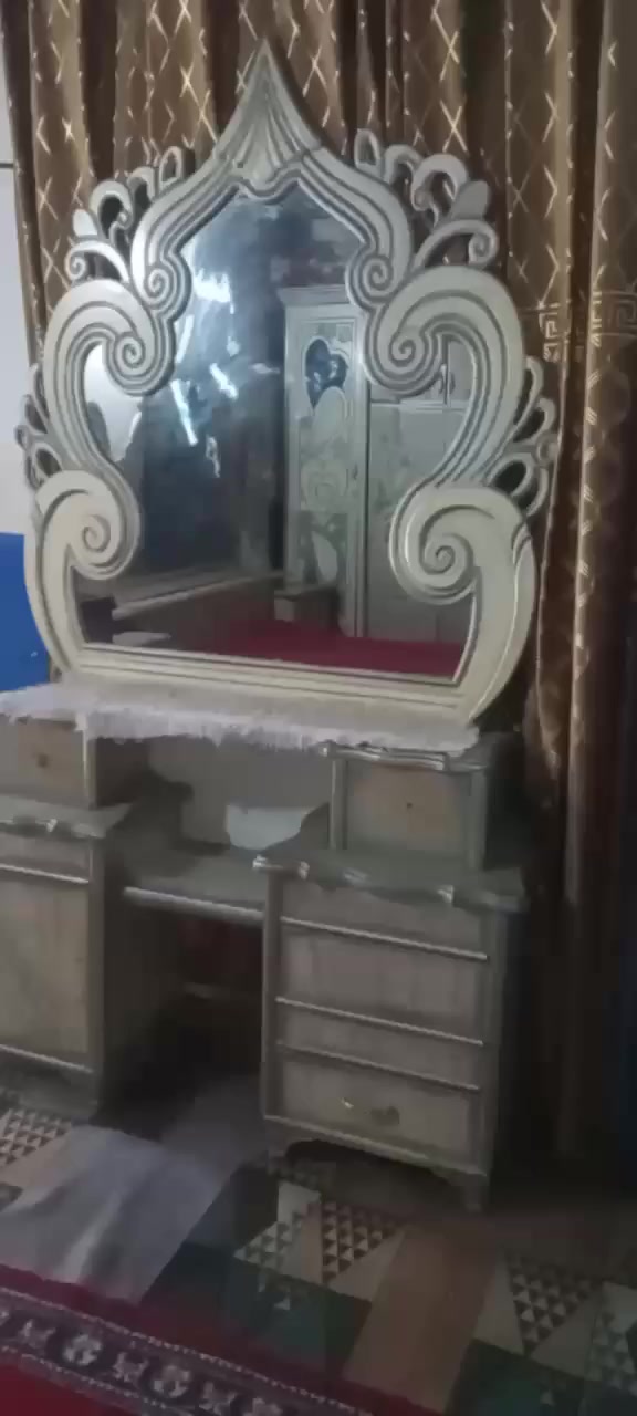 سلام عليكم غرفه صاج الاصلي سعر 500 وياها فراش جربايه  هديه مكان  كربلا رقم ***********8
