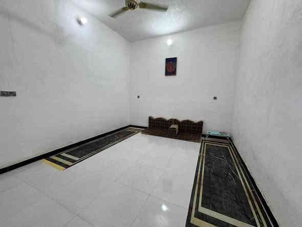 بيت وشقة  200متر  بحي اور على ساحه موقع مميز بيع سريع 250 مليون 
مليون أي استفسار هذا رقمي ***********
