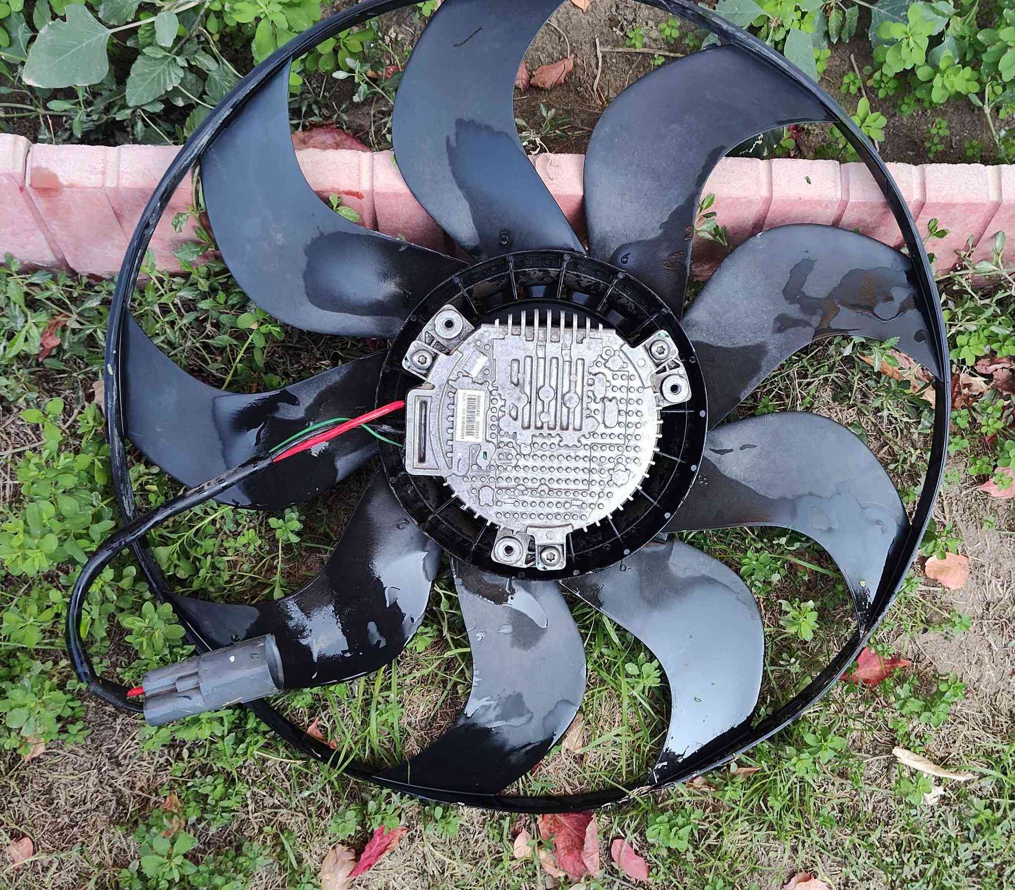 متوفر غراض شوفر كوينكس تفصيخ اصلي مو تجاري
1-ريشة مروحة 35 الف
2-حاضنة مروحة بدون ماطور 65 الف
3-بروجكتر لايت واشارة جهة اليسار 45 الف
4-شباك امامي بي ضرر خفيف 45 الف
بغداد للتواصل *********** واتساب بغداد, العراق
