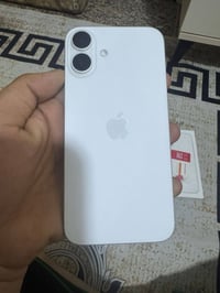 آيفون ١٦ بلس • ١٢٨ • كسر بسيط