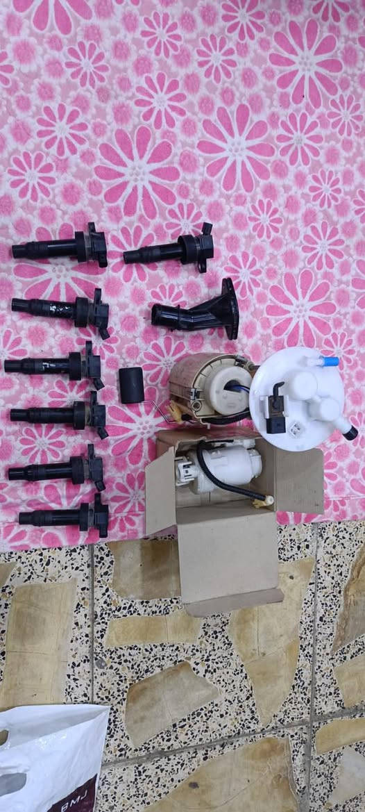 السلام عليكم
أدوات كيا صول موبس 2016 وفوك أمريكي للبيع شلع 
قاعدة فبت بم اصلي 
مجاول 6
فلتلر بنزين موبس 
كوع ماء موبس 
80 الف شلع
للتواصل ***********
