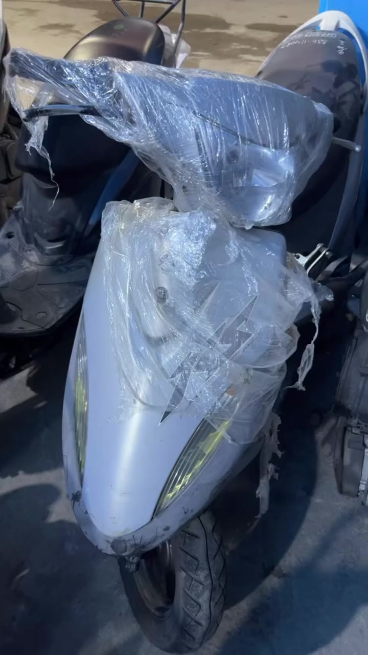 معرض ماكس 
بوليس وكاله جميع الالوان ب900
عدله ب مليون عرض شغال ومبولش 
منغولي ب850 جمبع الالوان 
حله ابو غرق ***********
