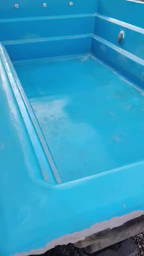 مسبح فايبر كلاس +فلتر و ماطور
السعر 15 ورقة مكان موصل
***********
