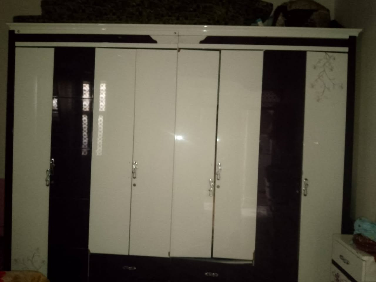 غرفه اخشاب البيع فقط شراي يراسل على الخاص


**إذا كنت صاحب هذا الإعلان وتريد حذفه لأي سبب، رجاءا أرسل رسالة إلى الدعم الفني**