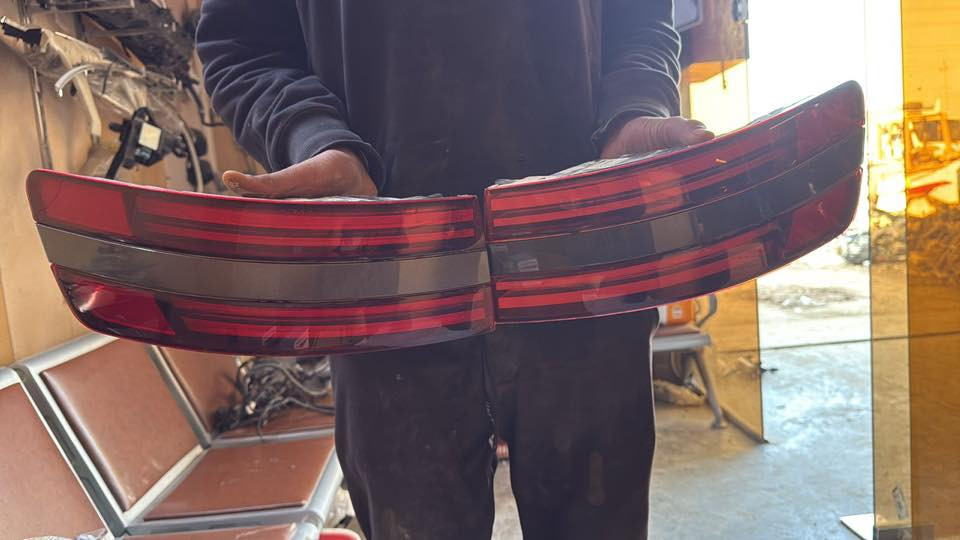 كافه لايتات وبك لايتات جي ٧٠وجي ٨٠ وجي ٩٠ وجي في ٧٠ وجي في ٨٠ يوجد حداديه امامي وخلفي يوجد دبلات امامي وخلفي يوجد قواعد دبل يوجد ستدات ويل يوجد باتري جنسيس يوجد

العنوان ديوانيه التقيه ثالثه على طريق النجف مقابل بانزين خانه القصواء مجمع بشار البديري 
***********زيودي البديري 
***********زيودي 
***********زيودي 
يوجد خدمه توصيل الجميع المحافظات
