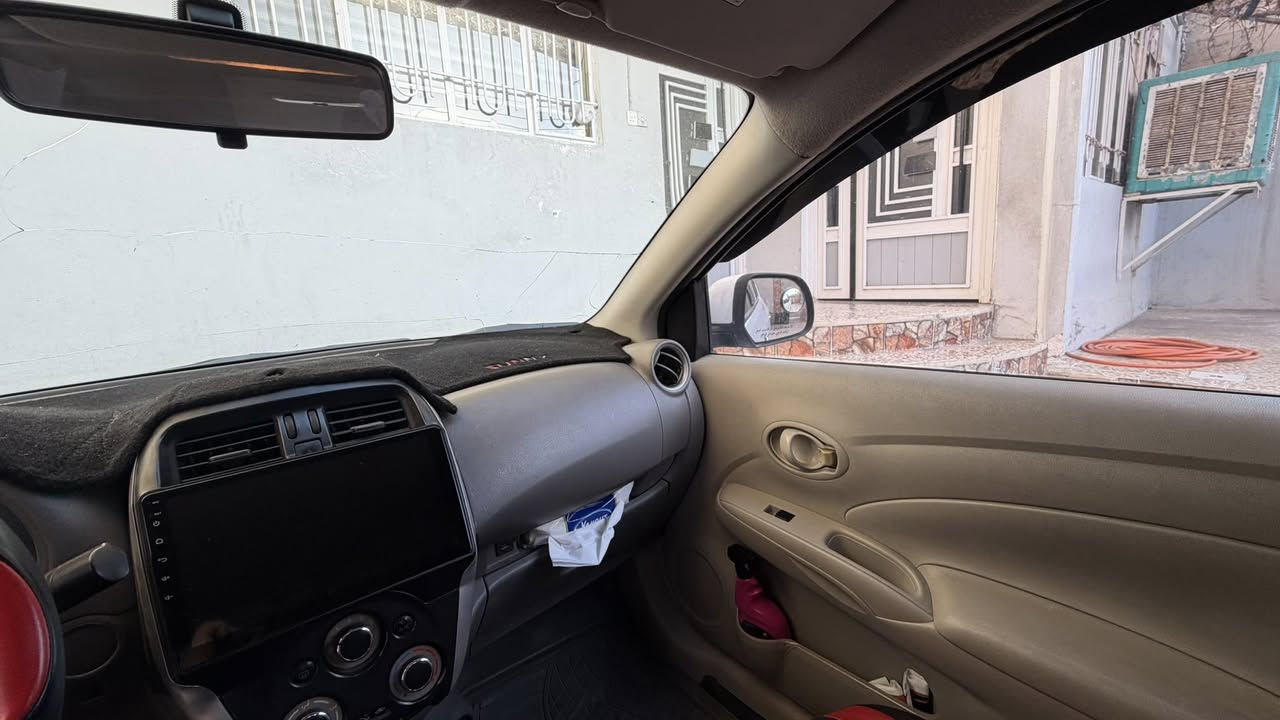 السلام عليكم
نيسان صني 2019 
السيارة ماشية 200 الف كيلومتر
شرط التحويل فقط ، اني الشرعي مالها
بيها ملاحضات على البارد فقط ، ما بيها ولا قطعة استبدال
كير و محرك مكفول ، تبريد شرط ثلج
شاشة اندرويد و نظام صوتي مُحسن
سعرها 97 ورقة وبيها مجال بسيط
مكاني الموصل ، الجانب الايمن ، حي نابلس
*********** للتواصل
