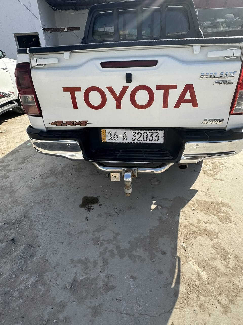 السلام عليكم
تيوتا هايلوكز ساز فول 2020
كفاله بيه شخط بلبدي بسيط بدون  تكحيل
ماشيه ١٤٣
سياره مجدده سنويه ورقم شادله 
قبل سبوع سنويه ٣٠٣١
مصفره ضريبه 
السعر 280بيه مجال بسيط 
***********
