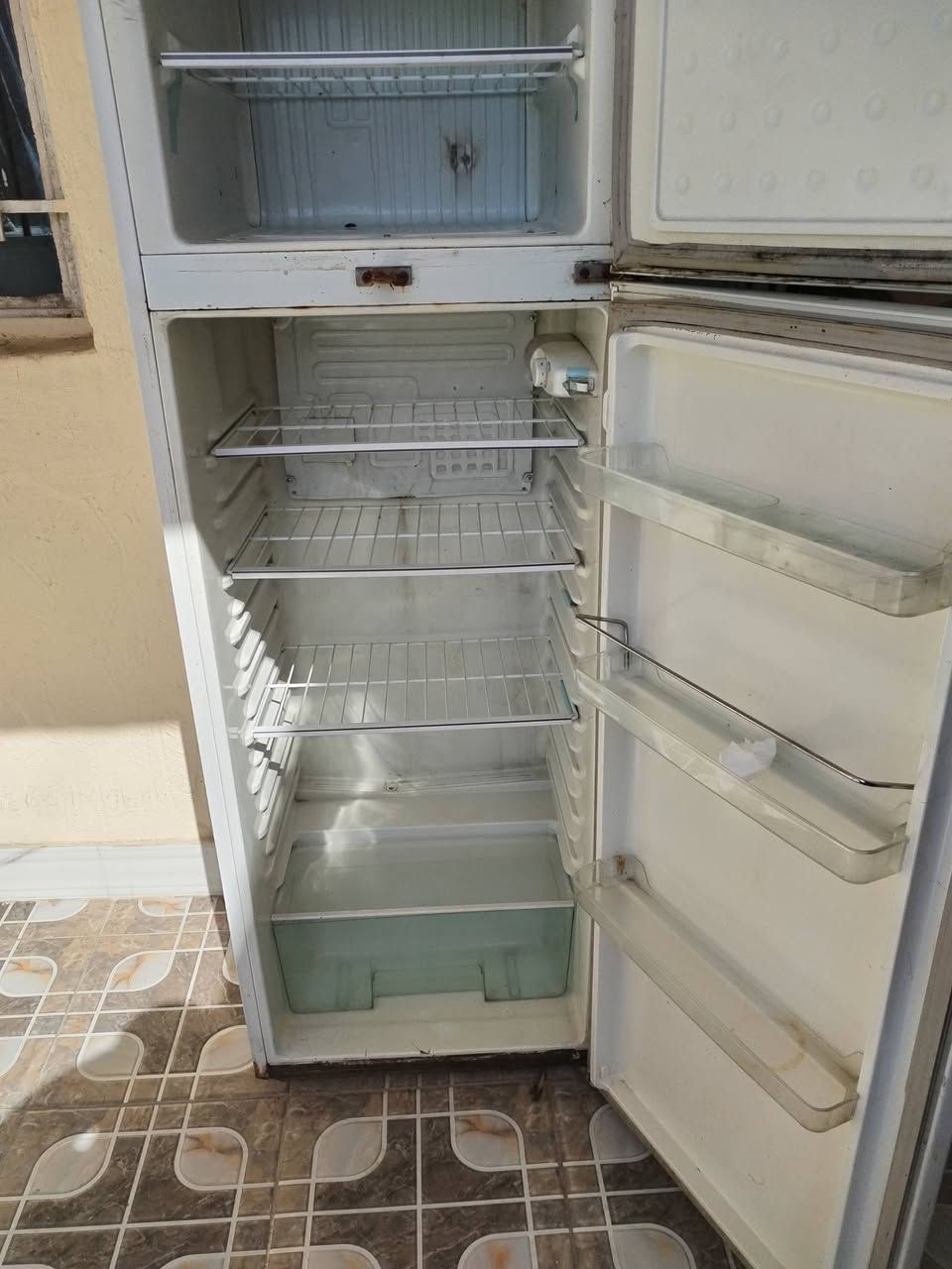 السلام عليكم
ثلاجة 12 قدم شغالة فول السعر 100 وبيها مجال بسيط شرط تفحص يله تاخذها ثلج


**إذا كنت صاحب هذا الإعلان وتريد حذفه لأي سبب، رجاءا أرسل رسالة إلى الدعم الفني**