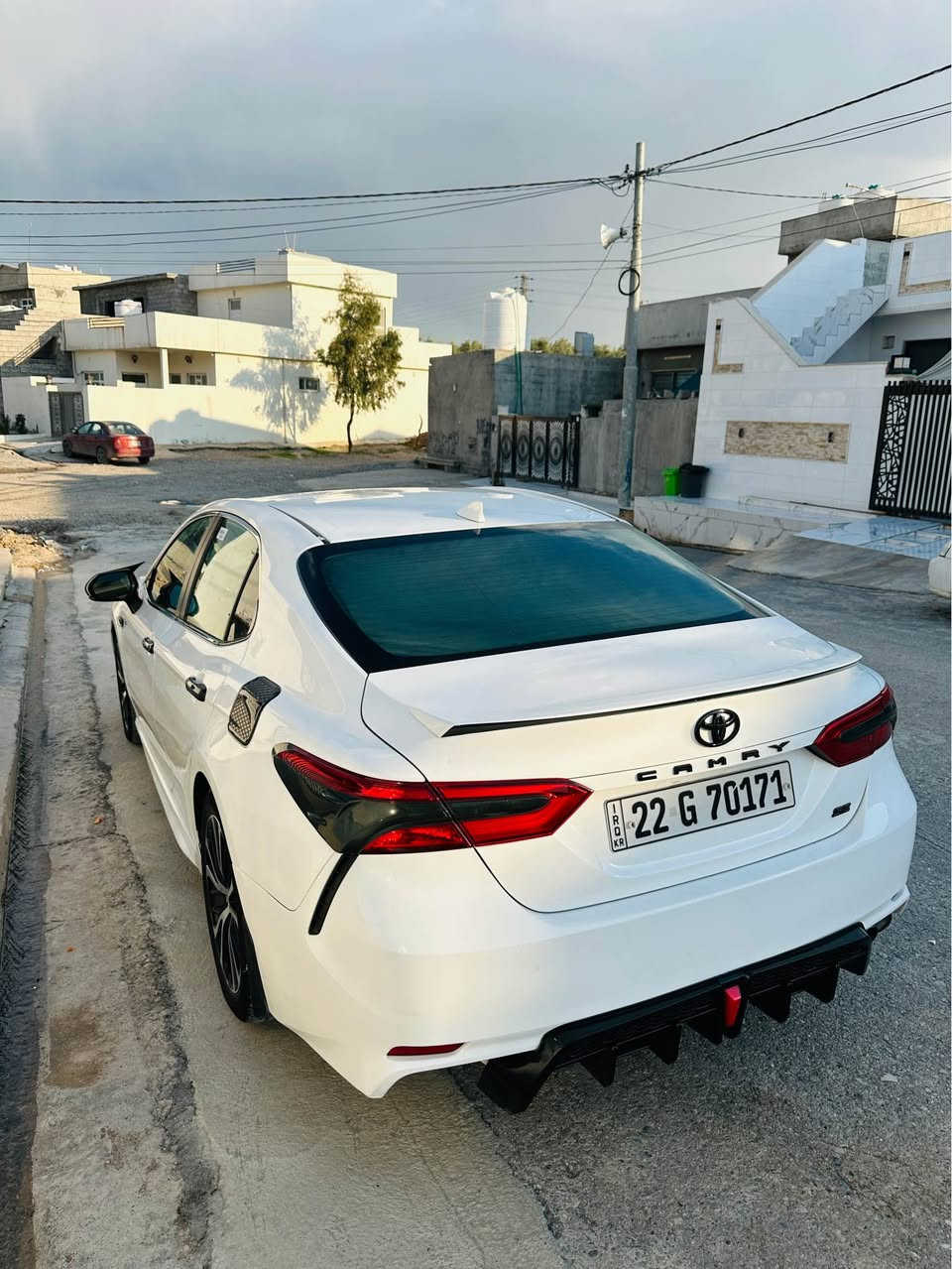 تويوتا كامري 2020امريكي
موصفات se سةيارةكة زؤر جوانه
حسابي كليني بؤ بكة زؤر توند و تؤله تةقةو 
رةقةشي بةشةرته ٢بن دةركةي لاي سةكني سبوغه سةيارةكة هةموو قالبي بةشةرت بورغي لةقةلبي نةبويتةوه سحر 185
رقم تلفون ☎️ *********** أربيل, العراق
